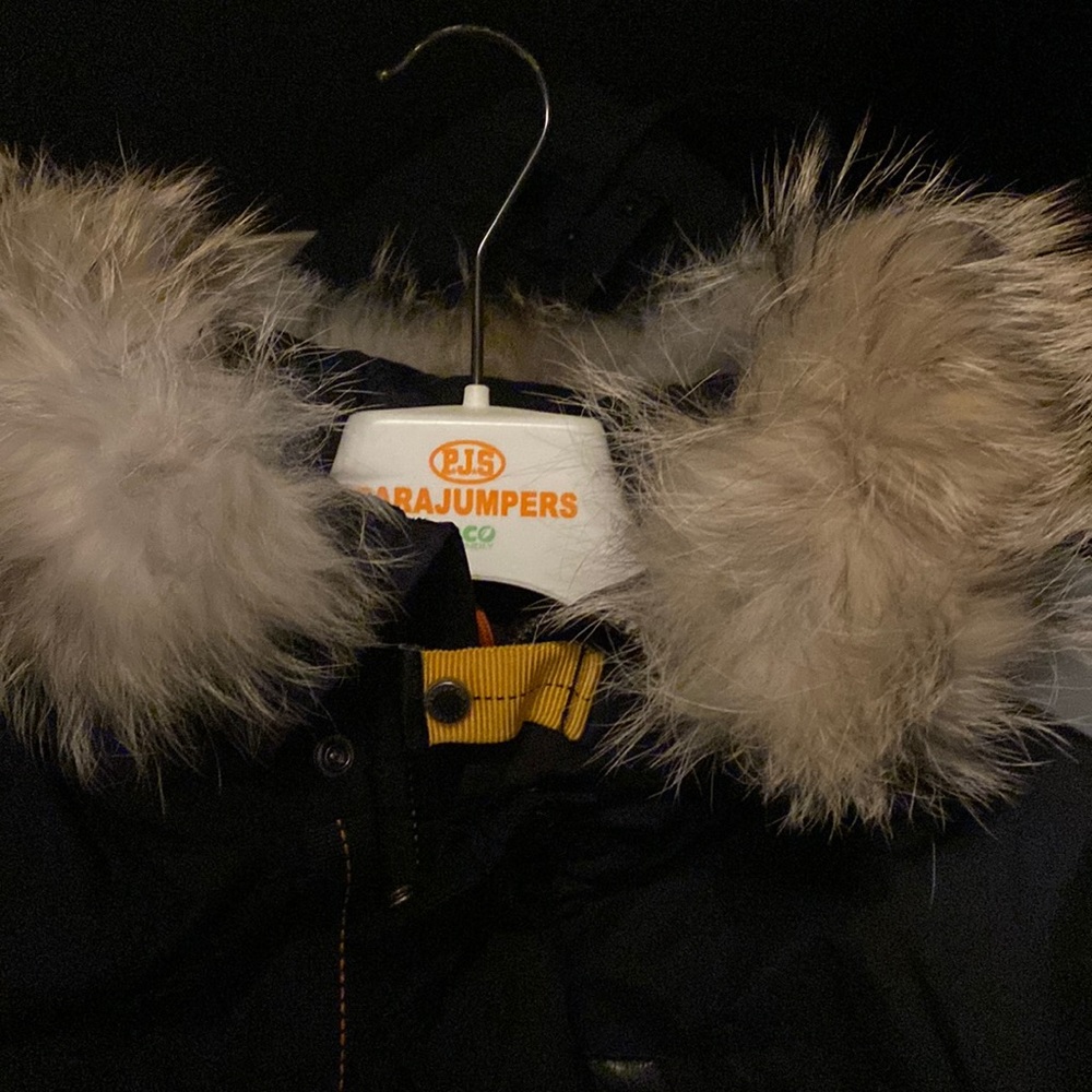 kids parajumper .. buy up it’s cold outside !! very warm coat,
